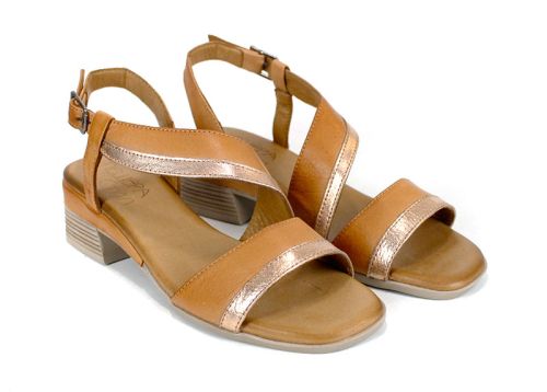 дамски сандали Solena Flow естествена кожа мока злато нисък ток
