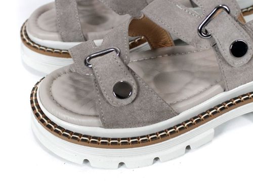 Sandale damă Terra Rise din velur natural în culoare vizon cu talpă albă