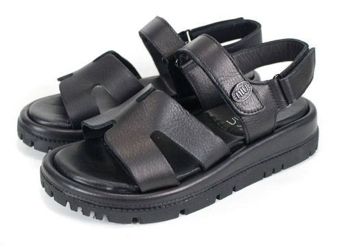 Sandale damă Velvet Echo din piele naturală neagră cu talpă groasă și plată