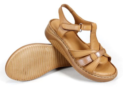 Sandale de damă Luma Linea din piele naturală maro deschis, cu talpă cusută și ușoară.