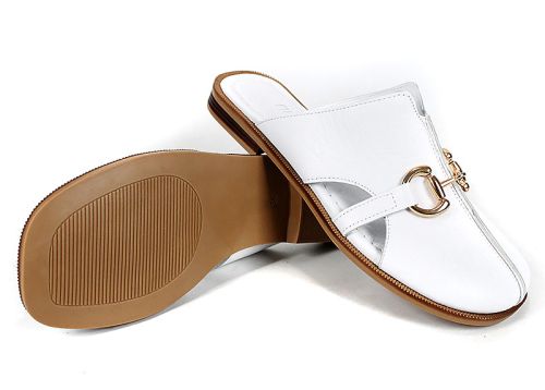 Дамски чехли Luna Piena от бяла естествена кожа със златист акцент