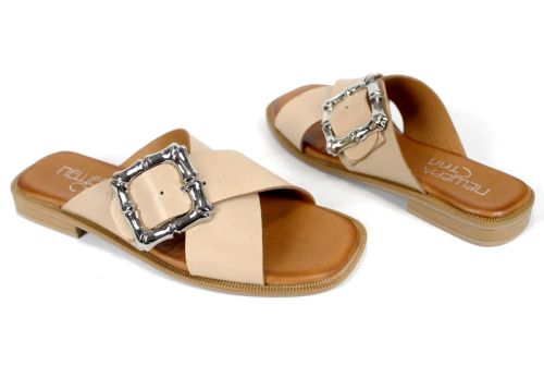 Дамски чехли Forma Nuova – бежови, естествена кожа, с тока