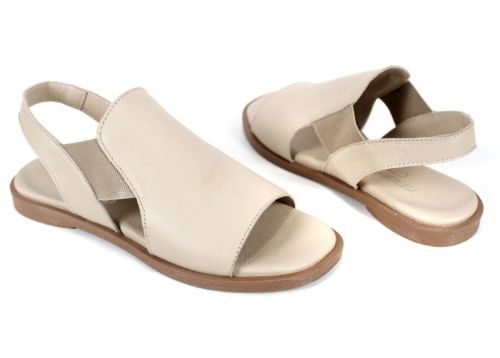 дамски ниски сандали от естествена кожа в бежов цвят Penta Koko