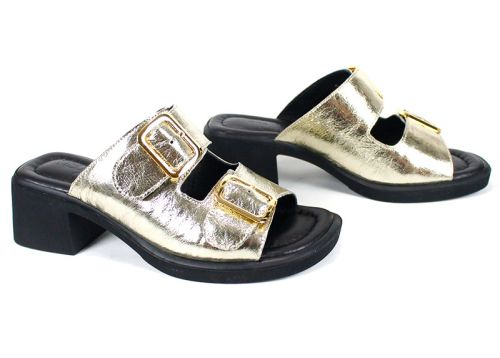 Дамски чехли от естествена кожа Brilla Doppia в златист цвят със среден ток