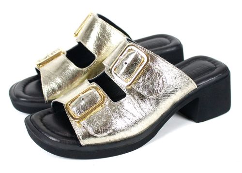 Дамски чехли от естествена кожа Brilla Doppia в златист цвят със среден ток