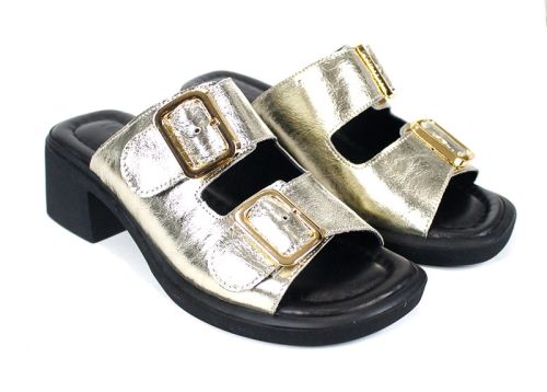 Дамски чехли от естествена кожа Brilla Doppia в златист цвят със среден ток