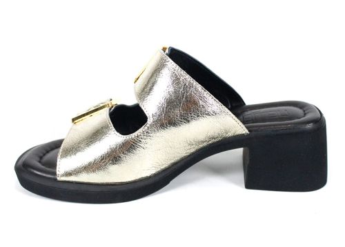 Дамски чехли от естествена кожа Brilla Doppia в златист цвят със среден ток