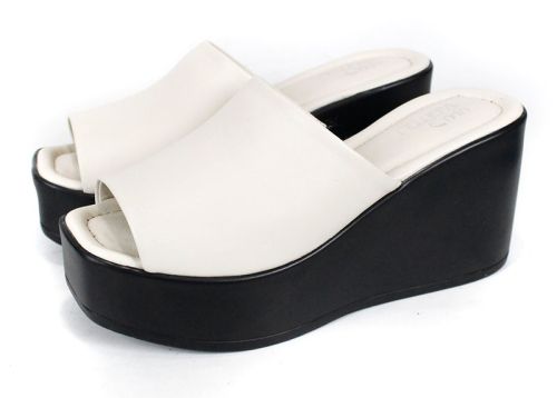 Sabo Magia Notturna din piele naturală, culoare bej, cu platformă neagră înaltă