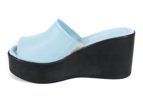 Saboți de damă Magia Notturna din piele naturală bleu cu platformă înaltă neagră