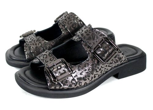 Дамски чехли Silver Wild от естествена кожа, сребрист леопард, регулируеми каишки.