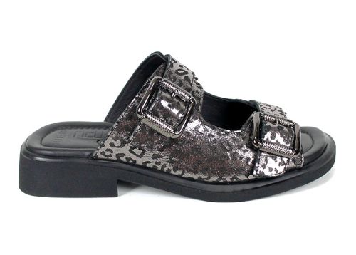 Дамски чехли Silver Wild от естествена кожа, сребрист леопард, регулируеми каишки.