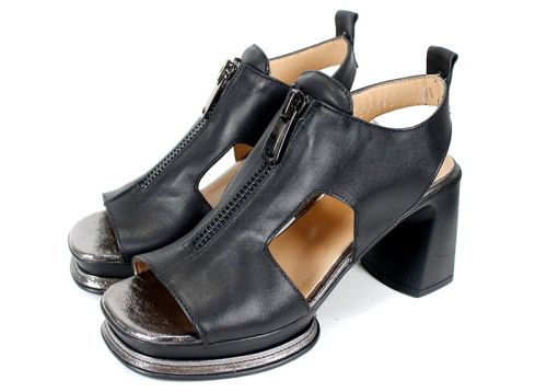 Дамски сандали Lucia Nero с цип и висок ток