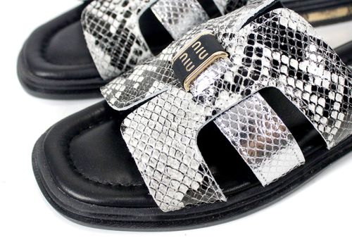 Papuci damă Luna Serpente din piele naturală cu imprimeu șarpe