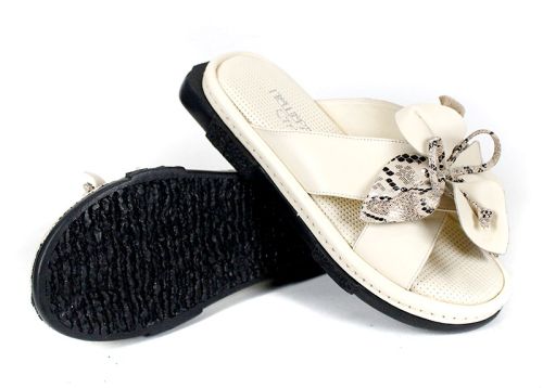 papuci damă Dalia Fiore din piele bej cu fundă decorativă