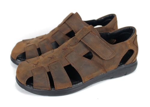 Vento Nero – мъжки кафяви сандали от естествена „крейзи“ кожа с велкро и ниско ходило