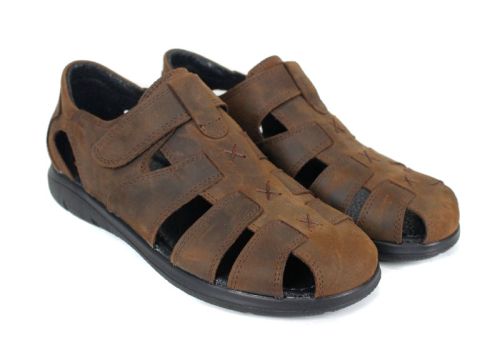 Vento Nero – мъжки кафяви сандали от естествена „крейзи“ кожа с велкро и ниско ходило