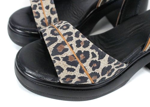 sandale damă din piele naturală cu imprimeu leopard Brilla Notte – platformă joasă și barete reglabile