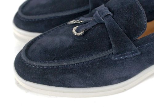 Мистика – дамски мокасини от тъмносин велур с кожена стелка и гъвкаво бяло ходило