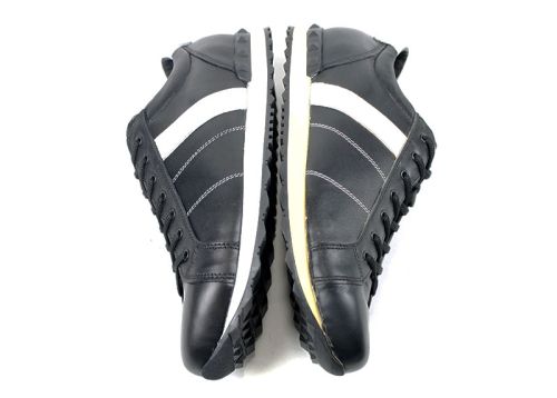 Преоценени мъжки спортни обувки в черно и бяло - Модел Ерол.