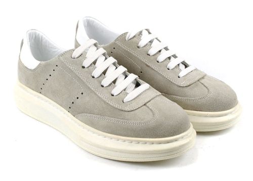 Преоценени мъжки, спортни обувки от естествен велур в бежово - Модел Ринго.