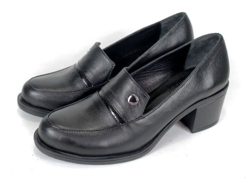 дамски обувки на ток от естествена кожа с лак детайл – Eleganza Classica