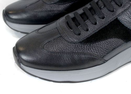 мъжки спортни обувки Élan Gris от естествена кожа и велур в черно и сиво със сиво леко гъвкаво ходило