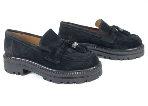 Дамски лоуфъри Noir Tassel от естествен велур в черно с декоративни висулки и модерно грубо ходило.