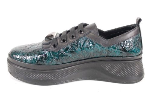 Дамски ежедневни обувки Scala Moda зелено – фейшън модел с мачкан лак, естествена кожа и платформа