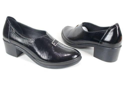 Дамски ежедневни обувки Lusso Forte от естествен лак в черно със средно висок ток