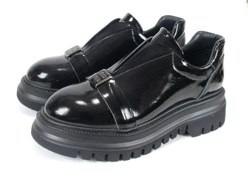 дамски обувки Noir Elevato от черен лак с високо ходило и ластик