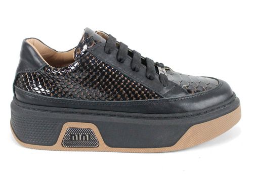 дамски обувки Vita Elegante черни от естествена кожа и лак със змийска щампа