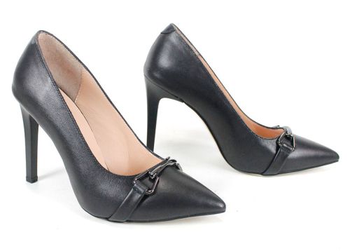 Дамски обувки Nera от естествена кожа, черен цвят, с висок ток и декоративен акцент