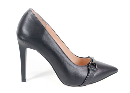 Дамски обувки Nera от естествена кожа, черен цвят, с висок ток и декоративен акцент