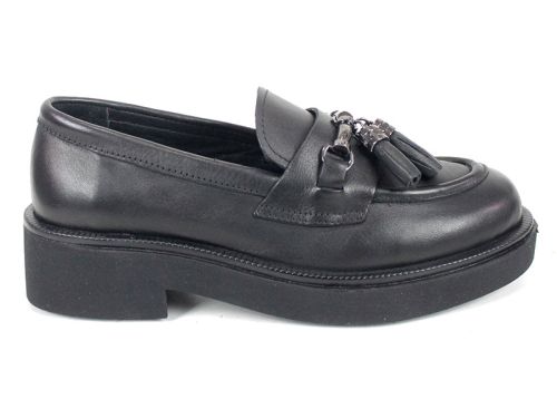 дамски лоуфъри Doux Éclat от естествена кожа в черен цвят с метална декорация и олекотено ходило