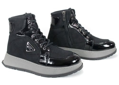 Дамски спортни боти Astra Nero от естествен набук и лак в черен цвят с контрастно сиво ходило, хастар и стелка от трико