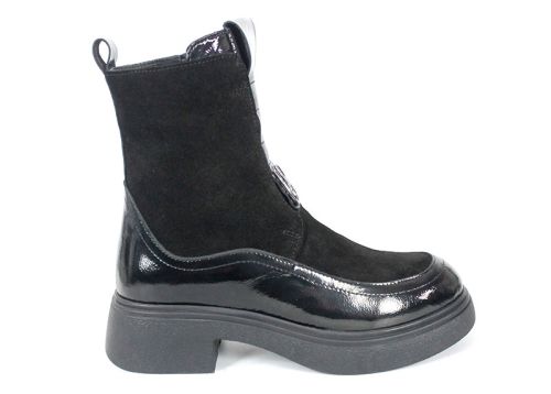 дамски боти Velura Nera от естествен велур и лак в черно с ластик отпред, страничен цип и олекотено ходило