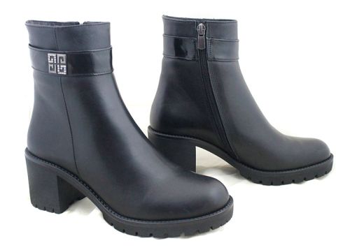 дамски елегантни боти Serena Forte от естествена кожа с ток, топъл хастар и декоративен акцент