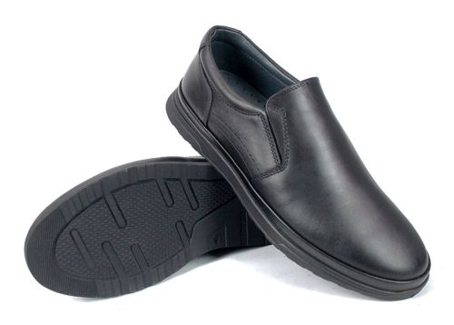 Мъжки обувки Цефо без връзки, изцяло от черна естествена кожа