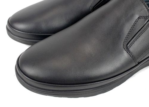 Мъжки обувки Цефо без връзки, изцяло от черна естествена кожа