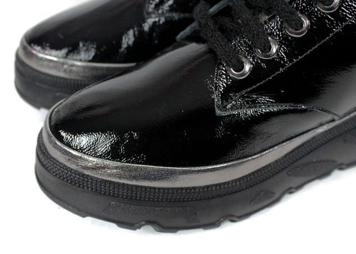 Черни зимни дамски боти с дебело ходило Night Nova