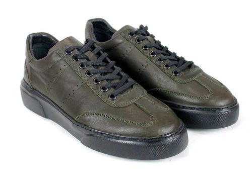 Ежедневни мъжки обувки Cavero със зелена кожа и черно ходило