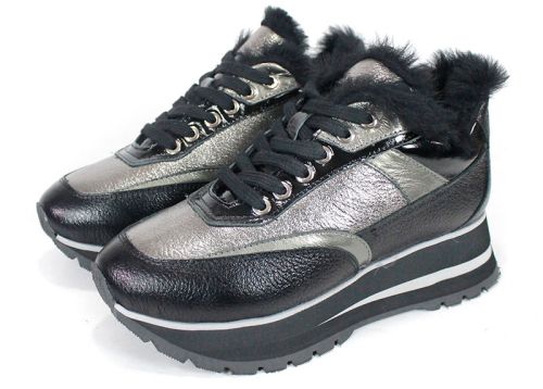 дамски сникърси Aurora Shine естествена кожа платинена и черна с вълнен хастар