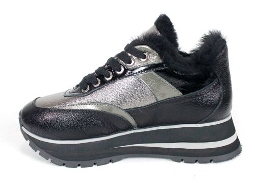 дамски сникърси Aurora Shine естествена кожа платинена и черна с вълнен хастар