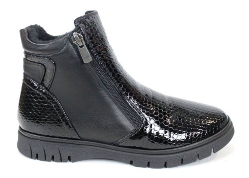 дамски ниски боти Velina Forte от естествен лак и кожа, с плюшен хастар и два ципа