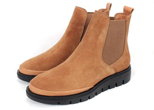 Дамски боти Lumea – светло кафяв естествен велур