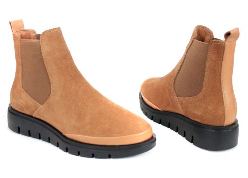 Дамски боти Lumea – светло кафяв естествен велур