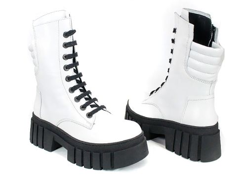 Дамски кубинки от бяла естествена кожа – модел Nova Rebel