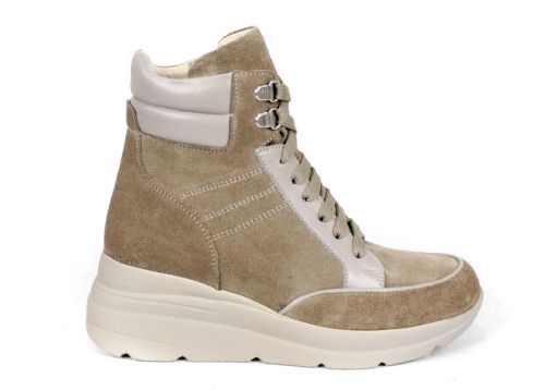 Дамски високи сникърси Lumina Alto – естествен велур и кожа