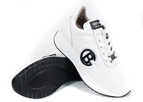 Дамски сникърси Aria Soft – бяла естествена кожа, комфорт и стил