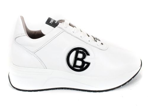 Дамски сникърси Aria Soft – бяла естествена кожа, комфорт и стил